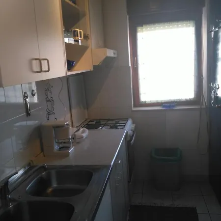 Apartment By The Sea Mastrinka, Ciovo - 15226 *